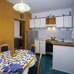 アパート With Parking Space Podgora, Makarska - 12816 ポドゥゴラ